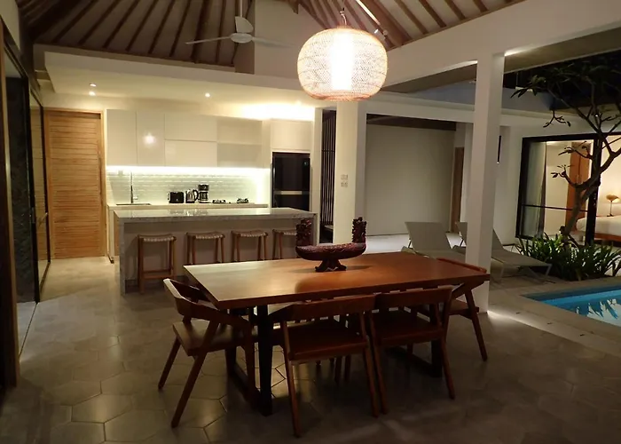 Villa Hujan *
