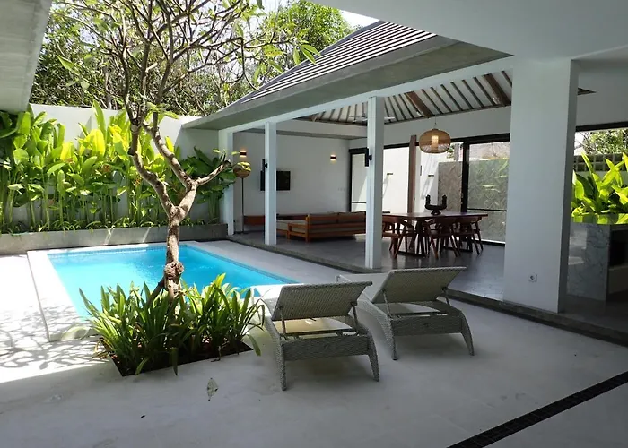 Hujan Villa *