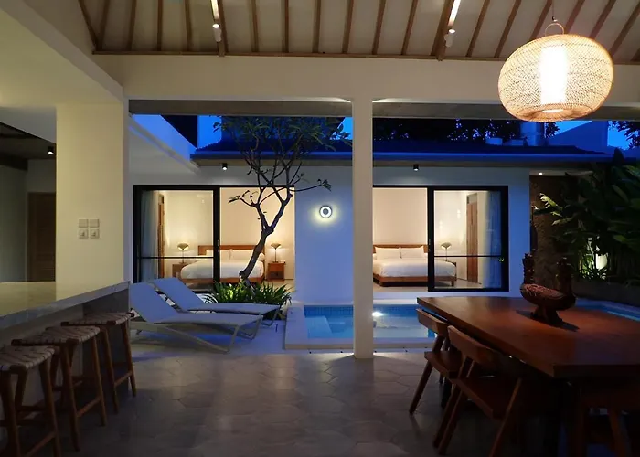 Hujan Villa